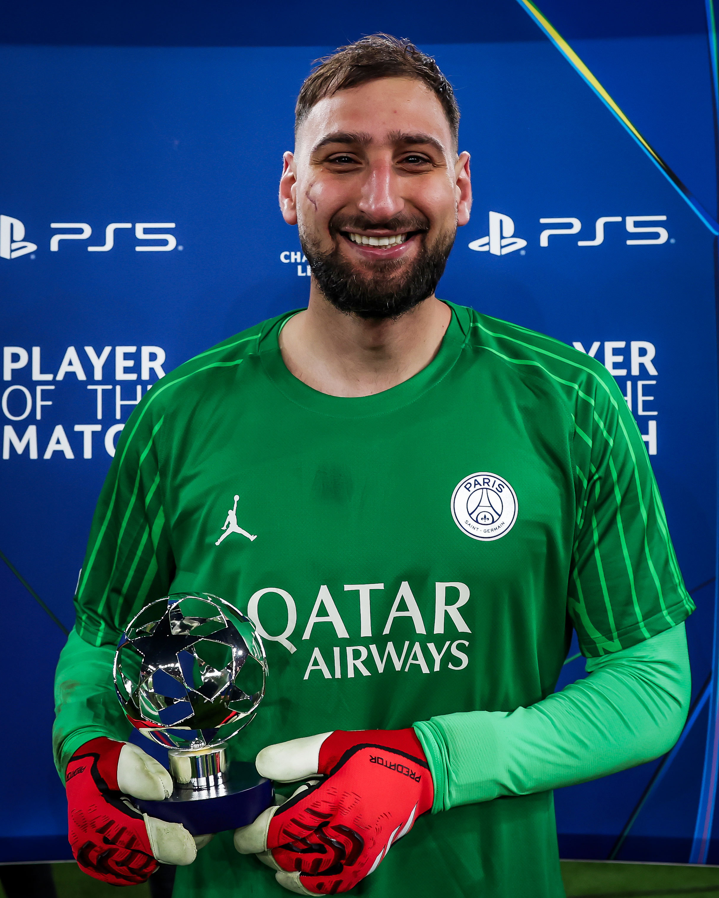 欧冠决赛点球大战,球员神勇斗志! 欧冠决赛点球大战,球员神勇斗志!