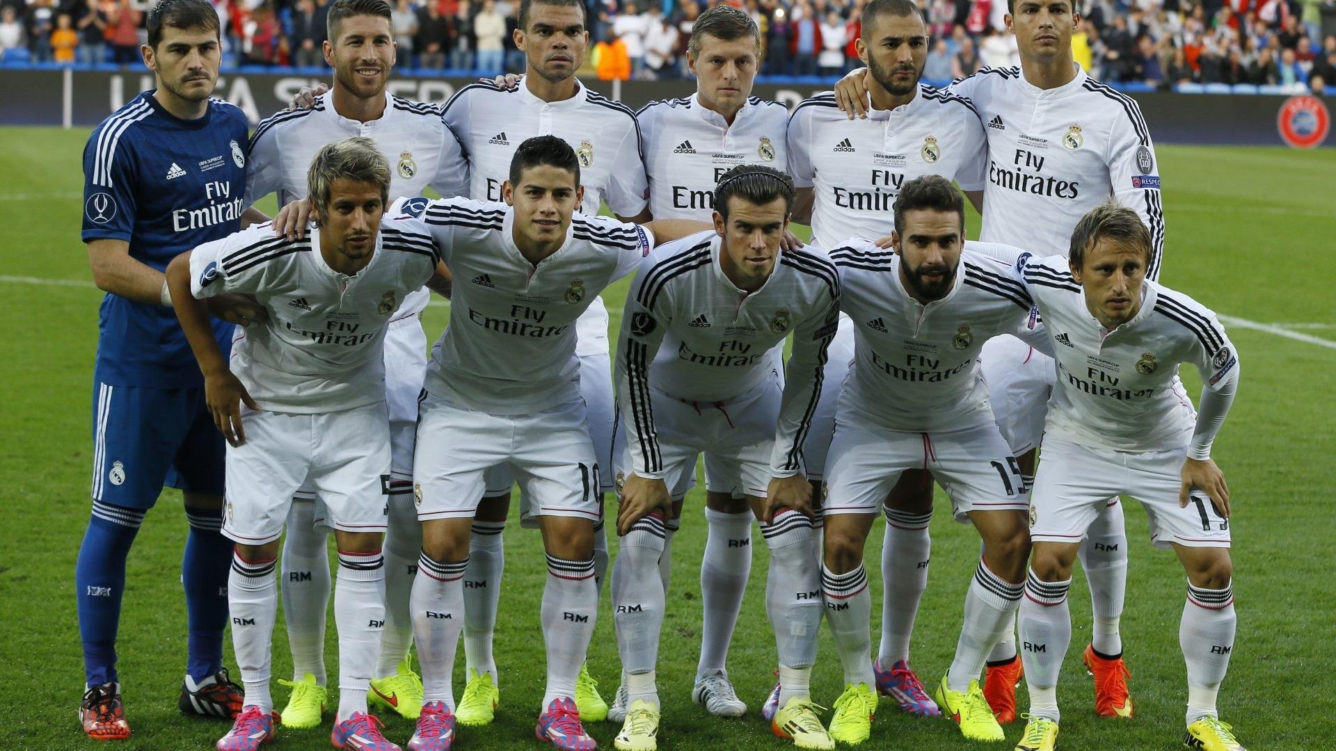 绿茵场上的逆袭诗篇，伊拉克沙漠雄狮强势晋级，奥利维耶以节奏魔法带动全队