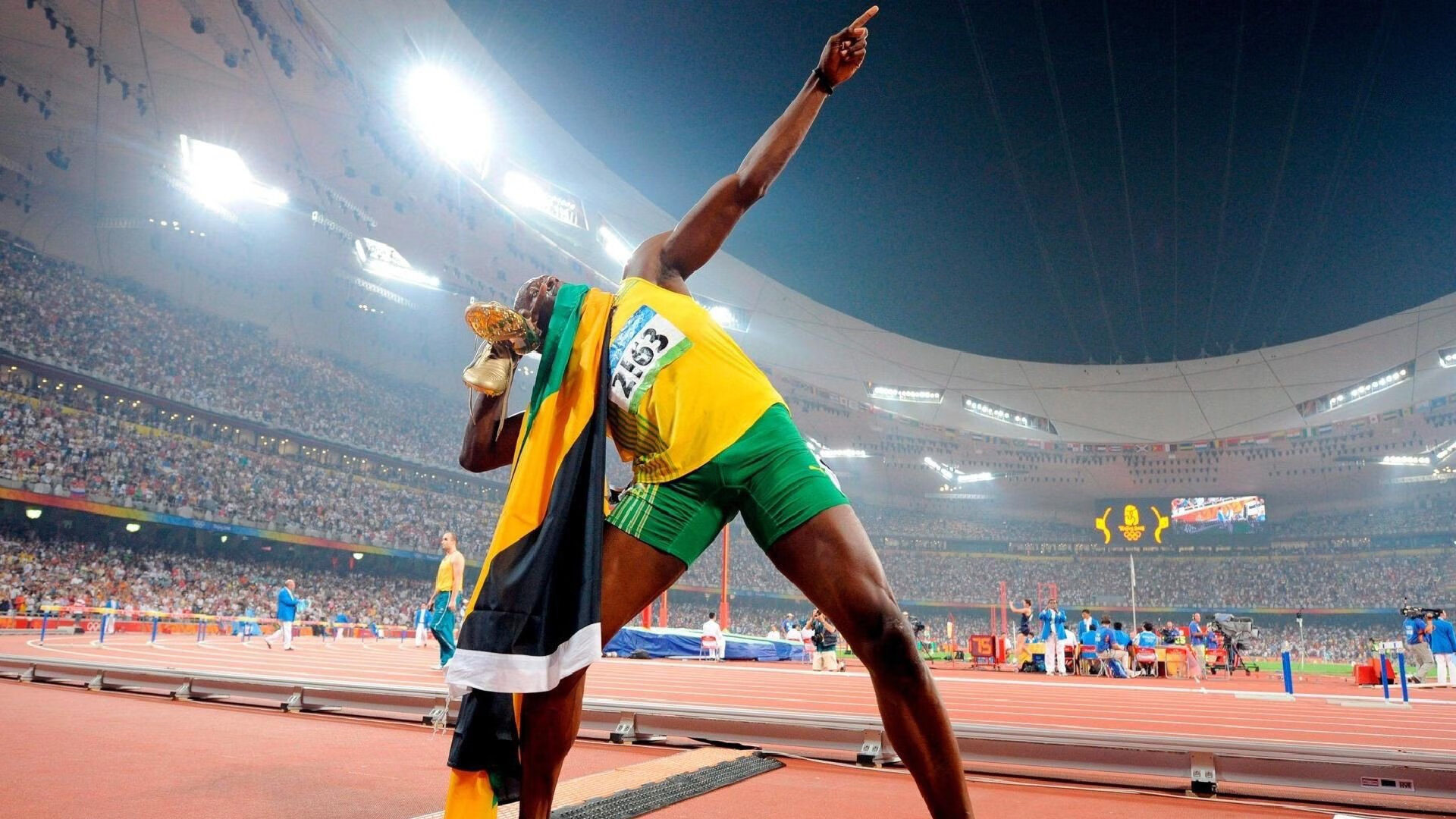 阿什拉夫统治全场,日本足球的战术革命如何碾压波兰