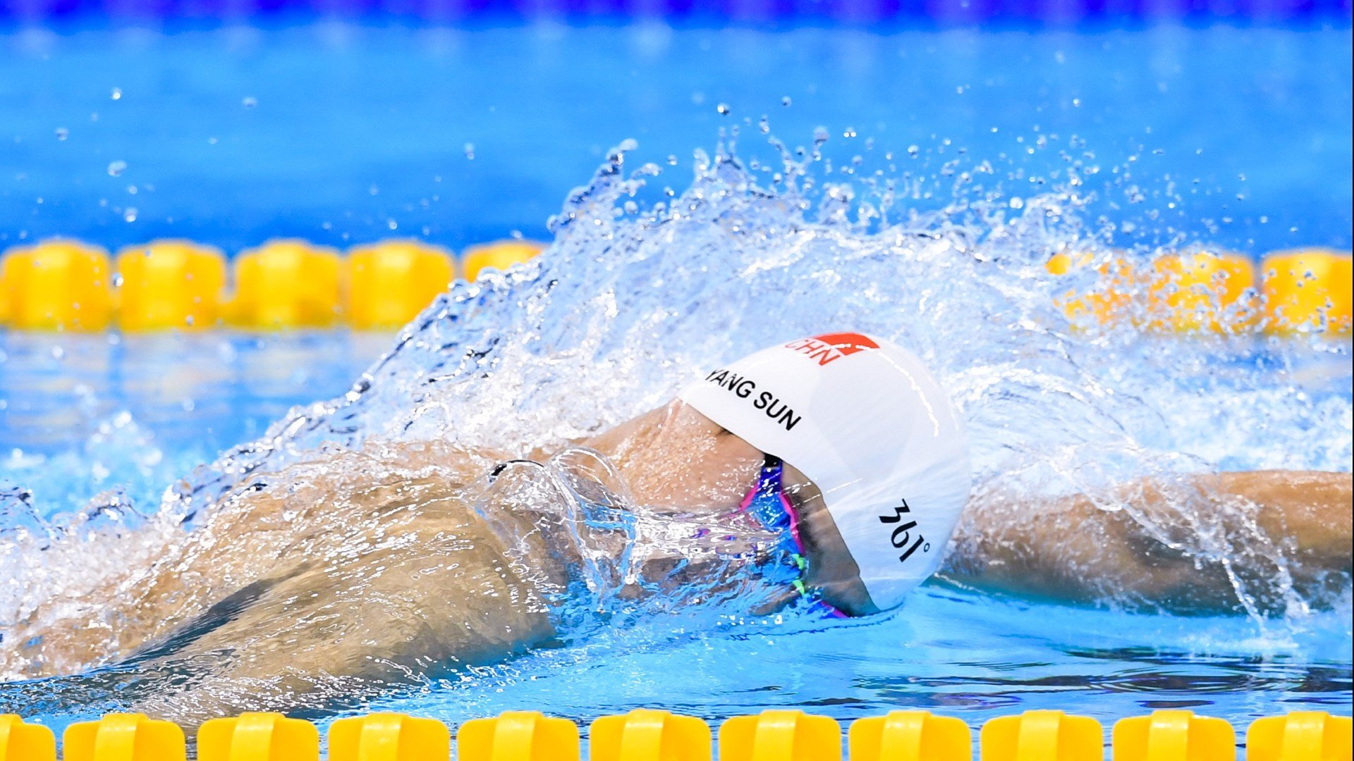 逆转之夜，梁靖崑点燃赛场，日本队翻盘中国队的背后
